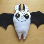 Bat flying free toy tutorial DIY