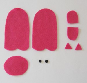 free pattern for finger puppets, piggy