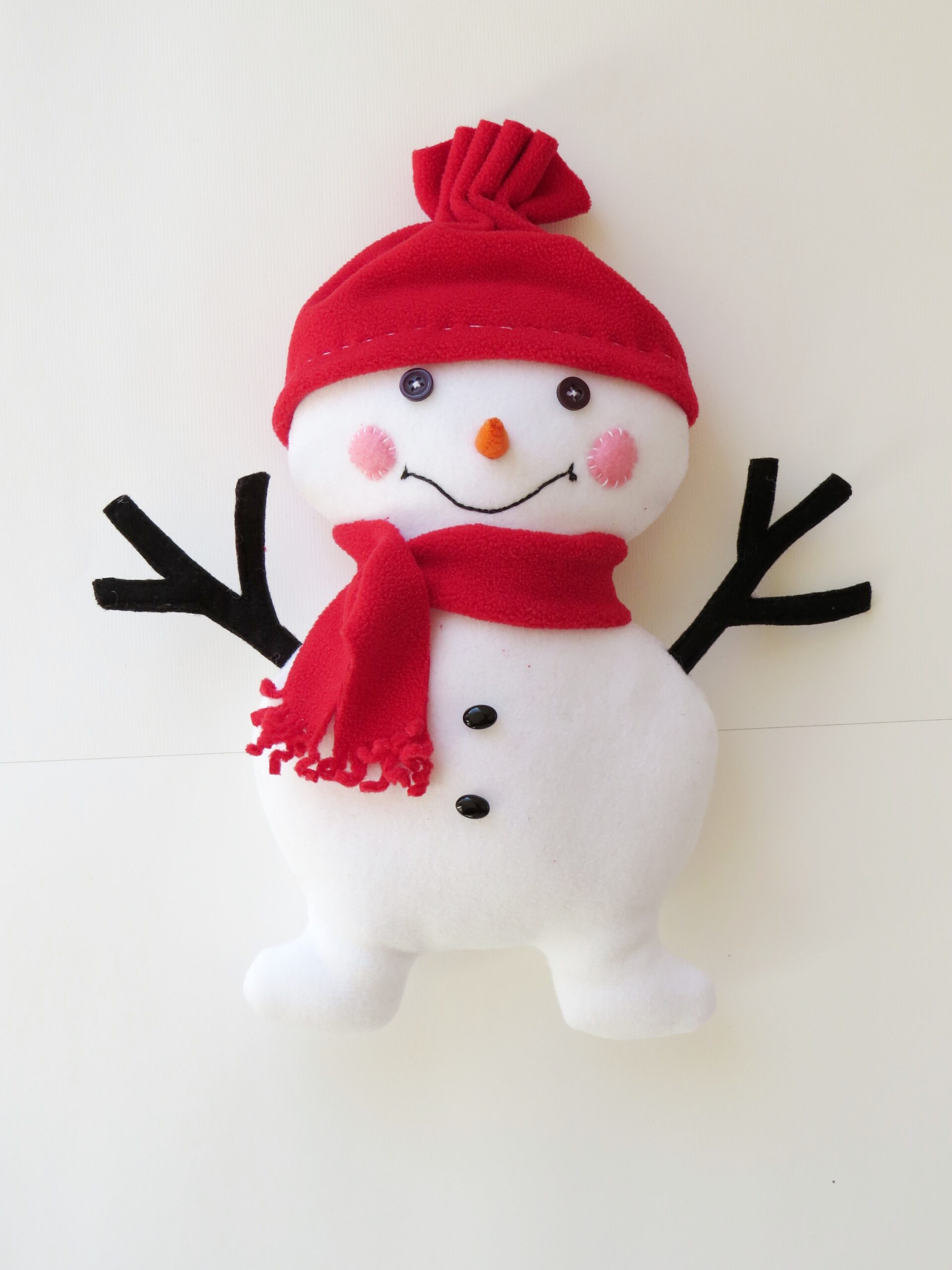 HOW TO SEW LUMI THE SNOWMAN - EASY FREE PATTERN — SewToy