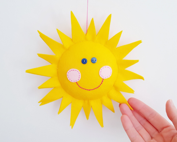 Easy sewing end embroidery pattern SUN with the smiley face