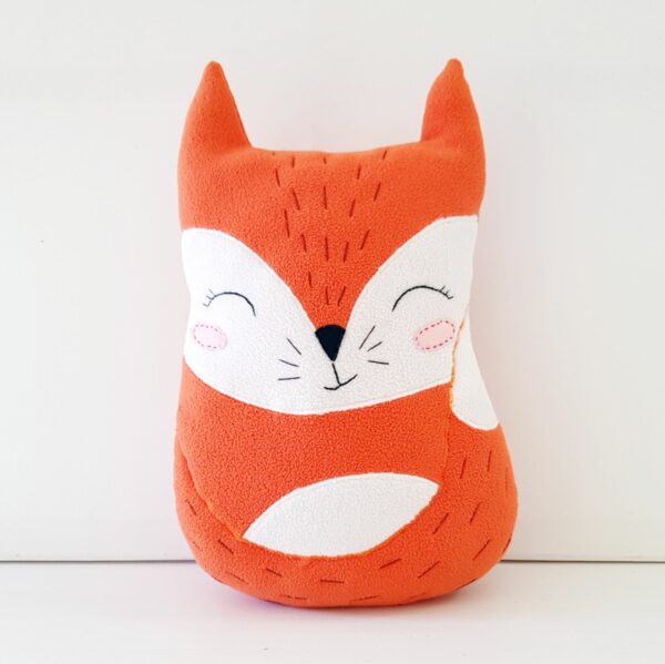 cute and easy sewing pattern for the fox stuffed toy 1