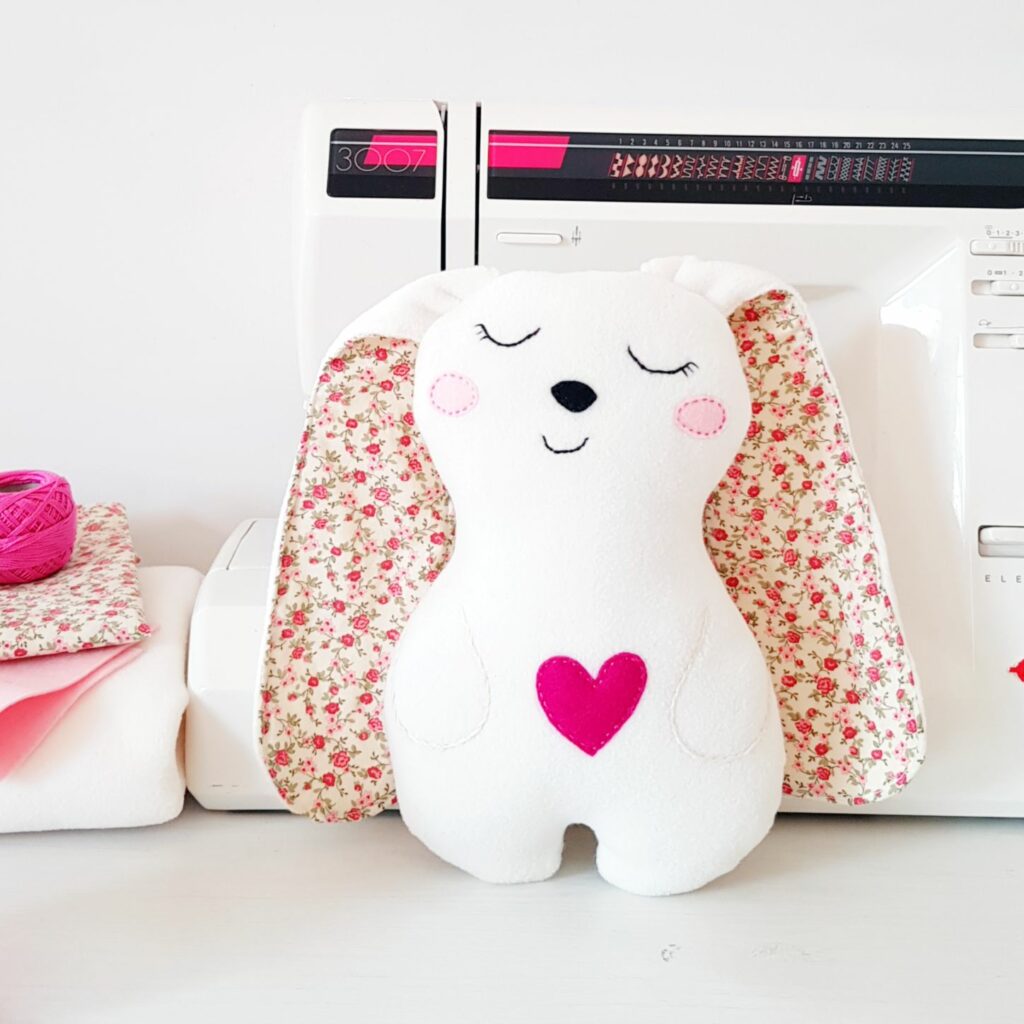 How to sew a vute bunny stuffed animal _ sewing pattern & tutorial for beginners